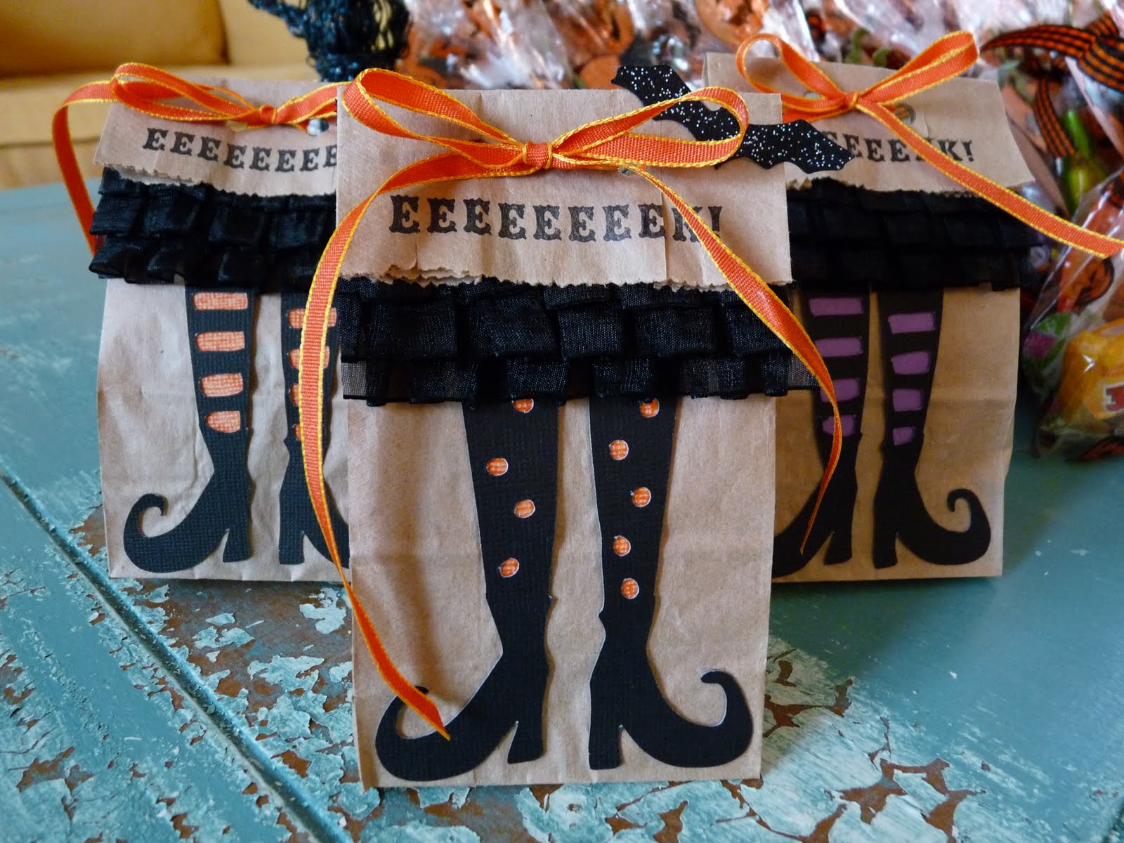 halloween-goody-bags-treats-for-adults-tellwut