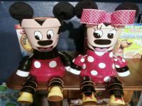These are Mickey & Minnie flower pots I made. Do you like them?