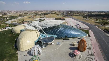 The Kelebekler Valley Park (in central Turkey), opened by Konya's Selçuklu Municipality in July last year, is home to 14 butterfly varieties living in a 28-Celsius tropical garden, where thousands of butterflies can be seen fluttering in the air. The garden has 20,000 plants of 98 types and is very popular place for photography aficionados. Have you ever visited Kelebekler Valley Park?