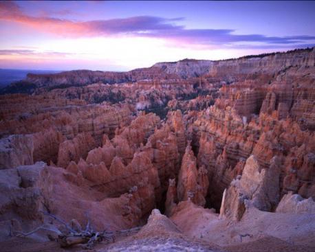 #4 - Bryce Canyon, United States: Everyone knows about the Grand Canyon, but I will wager that most outside of the US are not familiar with Bryce Canyon. The canyon has a stunning array of natural amphitheatres (not canyons despite its name). Frost weathering and water erosion have created these bizarre looking pillars which bear the unusual scientific name of hoodoos. Have you ever been to Bryce Canyon, United States?