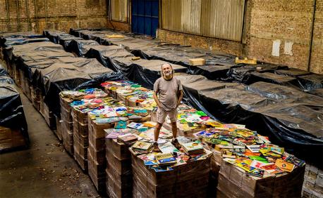 To a record collector, nothing can beat going through the record racks, looking for that great find. In fact, true collectors never stopped buying vinyl, although usually in second hand stores. Just ask Zero Freitas, a 62-year-old wealthy Brazilian businessman who has spent most of life amassing a collection of 