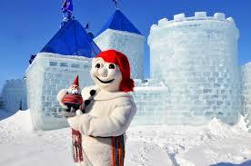 This weekend, the Québec Winter Carnival kicks off and children and adults alike can be seen enjoying the snowy celebrations while paying homage to their favourite snowman, the official representative of the carnival, Bonhomme, a large snowman who always wears a red cap, black buttons, and a ceinture fléchée, or 