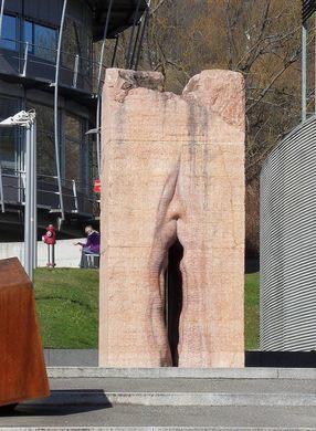 Since 2001, a massive vulva-shaped sculpture has graced the rear entrance of the Institute for Virology and Microbiology at Tübingen University, in Germany. Fernando de la Jara, a Peruvian artist, created Pi-Chacán. The name comes from his native Quechua language and means 