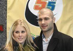 Calgary Flames captain Mark Giordano and his wife, Lauren have always been known for their acts of generosity, for their adopted home of Calgary, Alberta, but during the pandemic, they have gone above and beyond. Calgary has been hard hit during this pandemic -- Alberta has the third-most number of cases in Canada, with the majority of cases in Calgary. There are now 921 cases among employees at the Cargill Meat Packing facility -- nearly half of the plant's 2,000 employees have now tested positive for the deadly virus. The Giordano family has reached out to the community, to see where there is the greatest need, and that need appears to be getting groceries on the table. So, the family has been paying for the grocery bills of families in need (all quietly without drawing attention to themselves), but the GM of the NHL franchise feels they should be recognized. 