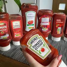 Of course, when it comes to ketchup, Heinz is the king -- it is sold worldwide, and holds the title of number 1 ketchup brand in the world for very good reasons. Heinz holds 80% of the market share in Europe and 60% in the United States. Here is some more fun facts about Heinz ketchup, in particular. Which of these did you know?