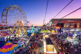 Mid August marks the unofficial countdown to the end of summer in Toronto, and the return of the Canadian National Exhibition or as it's commonly known, the CNE. The rides, midway games, and of course, the main event...crazy food features. Have you ever gone to the CNE?