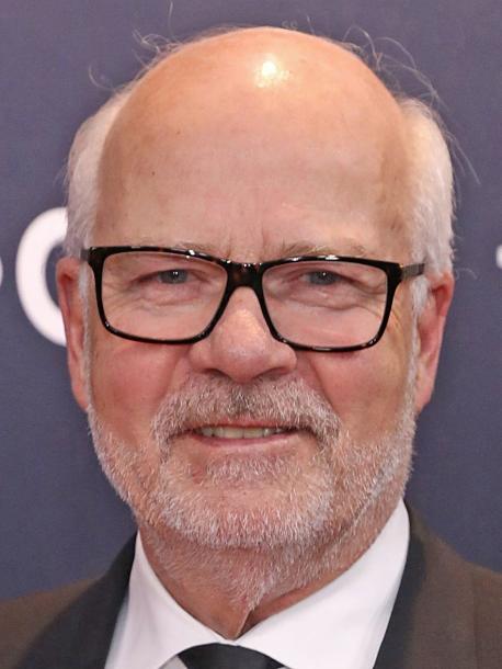 For my Canadians.. Peter Mansbridge?