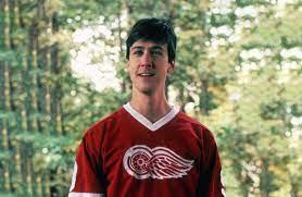 Save Ferris!!! Alan Ruck as the troubled teen and best friend of Ferris Bueller was 30 when he played Cameron. Meanwhile Mia Sara as Sloane was only 17 and Mathew Broderick was 23. Were you convinced that Cameron was indeed a teen? Let my Cameron Go.