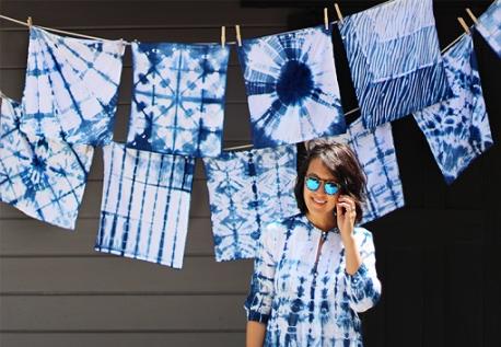 Another form of tie-dye is Shabori, a method that is very similar to modern tie-dye. The Japanese used primarily indigo to dye their garments, which were usually made of silk or hemp. Did you know that silk or hemp could be tie-dyed?