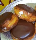 My first favorite donut was the one called Bavarian Cream. It's basically a bismarck donut with chocolate frosting and a custard filling. Do you like this type of donut?