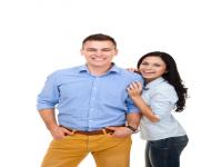 What is an appropriate age to move in with your boyfriend or girlfriend?
