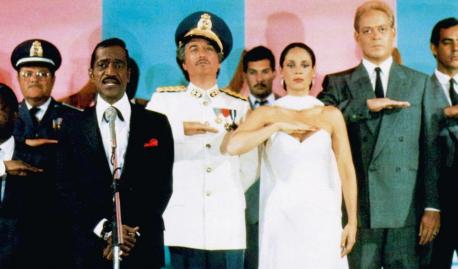 The movie features a couple of celebrity appearances. Check off the names you recognize: