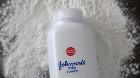 Evidence in a class action lawsuit against Johnson & Johnson showed that the company knew its talcum powder products contained asbestos since the early 1970s. Have you used J&J talcum powder?