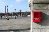 For this lovely Valentine's Day stunt, ad agency Kingsday installed 1,500 cute little red boxes around Paris, modeled after emergency boxes—but containing single red roses. 
