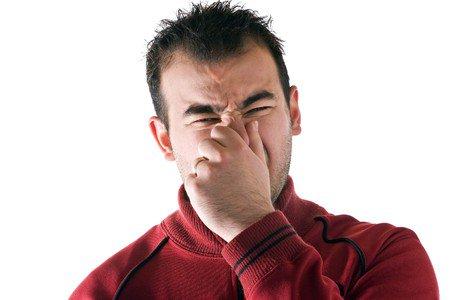 Couples in long-term relationships can attest to the fact that hearing and smelling their significant other's flatulence doesn't bother them as much anymore. But as it turns out, that gassy stench can be beneficial to one's overall health. Researchers from the University of Exeter in England have discovered that certain gases from stinky farts can combat diseases.