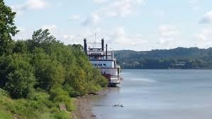 Have you ever stopped to visit Rabbit Hash, Kentucky right next to the Ohio River?