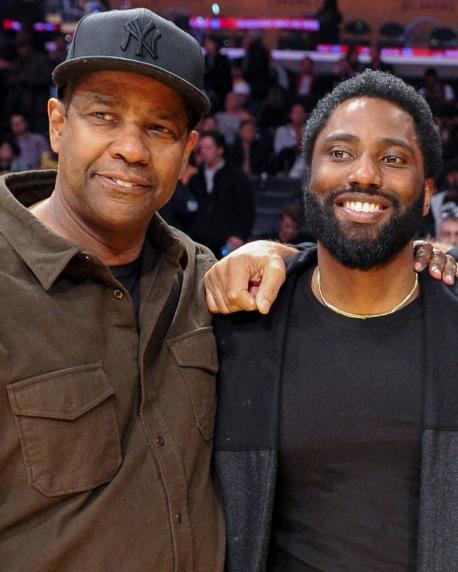 Here's superstar Denzel Washington and his son John David Washington, a former professional football player and celebrated actor, he was nominated for both the Golden Globe and Screen Actors Guild Award in Spike Lee's 2018 crime film BlacKkKlansman. Have you ever heard of John David Washington?