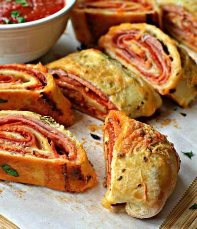 The fillings can vary according to taste and preference, but some common ones are cheese, pepperoni, ham, salami, mushrooms, peppers, olives, and tomato sauce. However, just like pizza the choices for the fillings are endless and as creative as you would like it to be. Are you interested in eating Stromboli with the fillings of your liking?