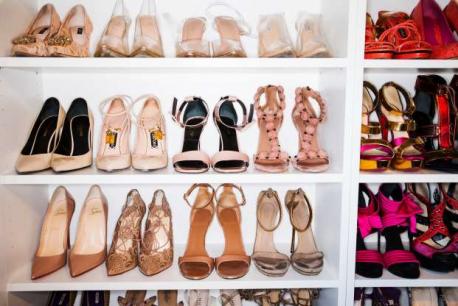 Suitors lavish them with cars, a condo, jewelry, clothing and flown to places like France, Greece, and Nigeria on a regular basis, yachting to the Bahamas, shopping sprees and has so much more. They used an entire room as a walk-in closet, do you think accepting these 