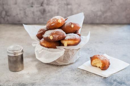 Tellwut Top Picks! National Cream Filled Donut Day. Do you prefer cream filled or unfilled donuts?