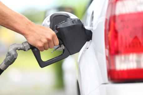 A Nebraska woman allegedly found a lucrative quirk at a gas station pump — double-swipe the rewards card and get free gas! Unfortunately for her, you can't do that, prosecutors said. The 45-year-old woman was arrested March 6 and faces felony theft charges accusing her of a crime that cost the gas station nearly $28,000. Prosecutors say the woman exploited the system over a period of several months. Fuel pumps at the station received a software update in November 2022 that managed, among other things, rewards cards. But the company was unaware of a glitch that allowed anyone swiping a rewards card twice to put a gas pump into demonstration mode. In demo mode, the user could pump gas at no cost. Do you agree that knowingly exploiting a glitch should be illegal?