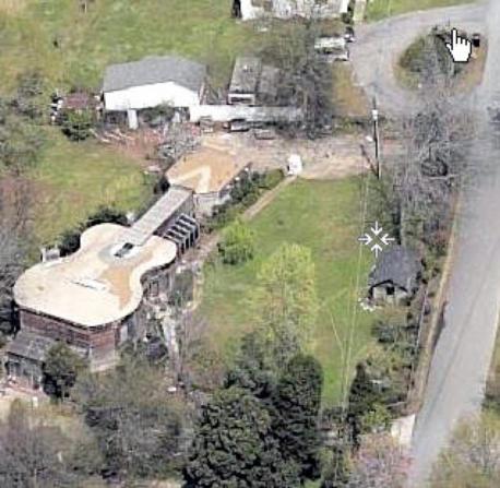 Georgia: Guitar House - This fun home, built by country-western singer Elvis Carden in Fayetteville, inspired his album Living in an Old Guitar. And it's certainly a sight to behold, especially by air. At one point, the home was on sale for a minuscule $160,000. Do you play the guitar?