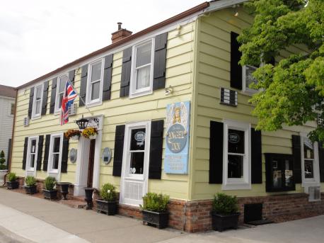 Ontario - Olde Angel Inn - Great food, historic accommodations, and good friends await you here at Ontario's oldest operating inn. Established in 1789 and rebuilt in 1815 by John Ross. The inn was burned down during the War of 1812 and once rebuilt the name is said to be in reference to Ross's wife. The Olde Angel Inn is a perennial favorite among locals and tourists alike. Have you ever dined at this restaurant?