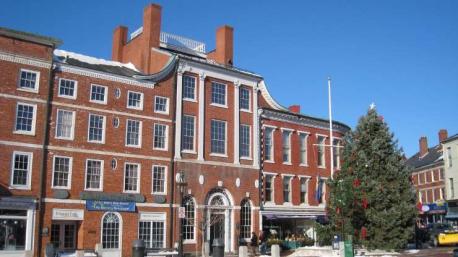 Portsmouth, New Hampshire - Portsmouth is once again celebrating a vintage Christmas, with a few tweaks for 2020. The Strawberry Banke museum will be hosting an outdoor ice skating and the