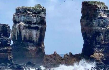 Tragedy hit on May 17, 2021, when the arch suddenly fell through, leaving two pillars behind. According to diving website Scuba Diver Life, the event was witnessed by divers at around 11:20am local time. The collapse was a result of natural erosion. Have you ever visited this now lost spectacular sight?