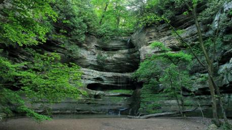 Illinois: Starved Rock State Park Falls - This gorgeous state park in the north-central part of the state is filled with dramatic canyons and the majority of them have a waterfall toppling over their rim. Starved Rock is crisscrossed with walking trails that make crossing numerous waterfalls off your list a fairly straightforward affair. Have you ever been to this waterfall?