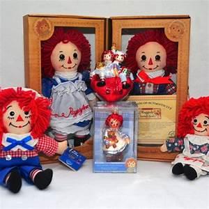 Do you know anyone who collects Raggedy Ann & Andy merchandise?