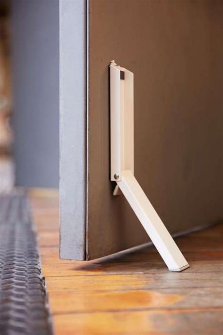 Do you buy door stoppers?