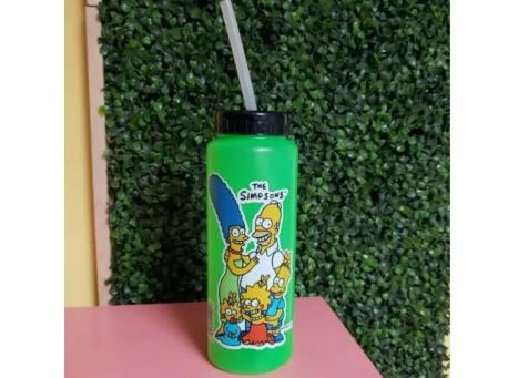 These water bottles that had the thick plastic straws that made everything taste plasticky. Do you remember these?