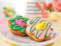 Dunkin' Donuts has also come out with their version. Have you ever tried a Dunkin' Donuts peep?